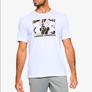🌻 Under Armour Camouflage Tee 🌻